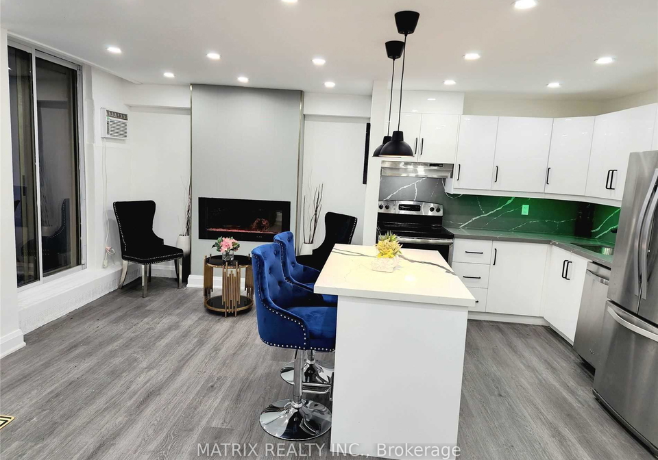 60-pavane-linkway-way-east-york-ontario-c12852756