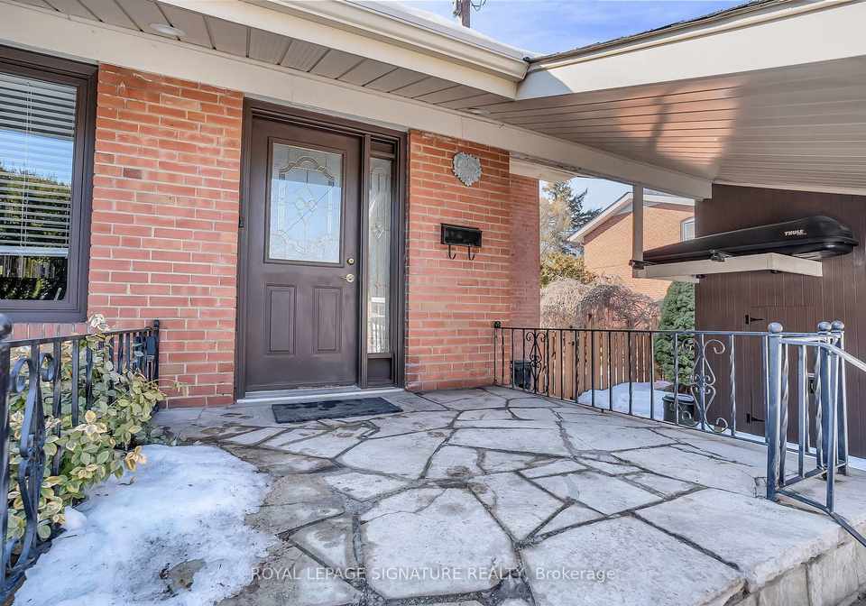 142-three-valleys-drive-north-york-ontario-c12852922