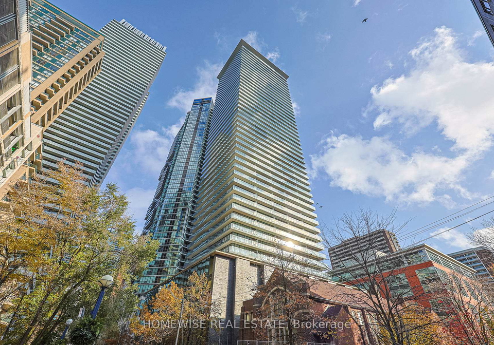 33-charles-street-e-toronto-ontario-c12852970