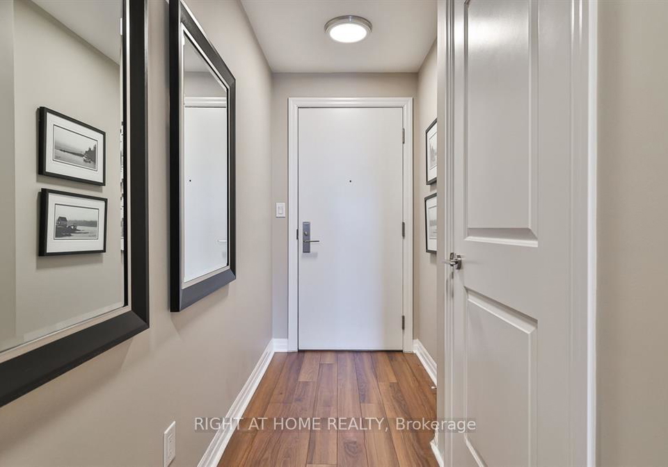 2015-sheppard-avenue-e-north-york-ontario-c12853004