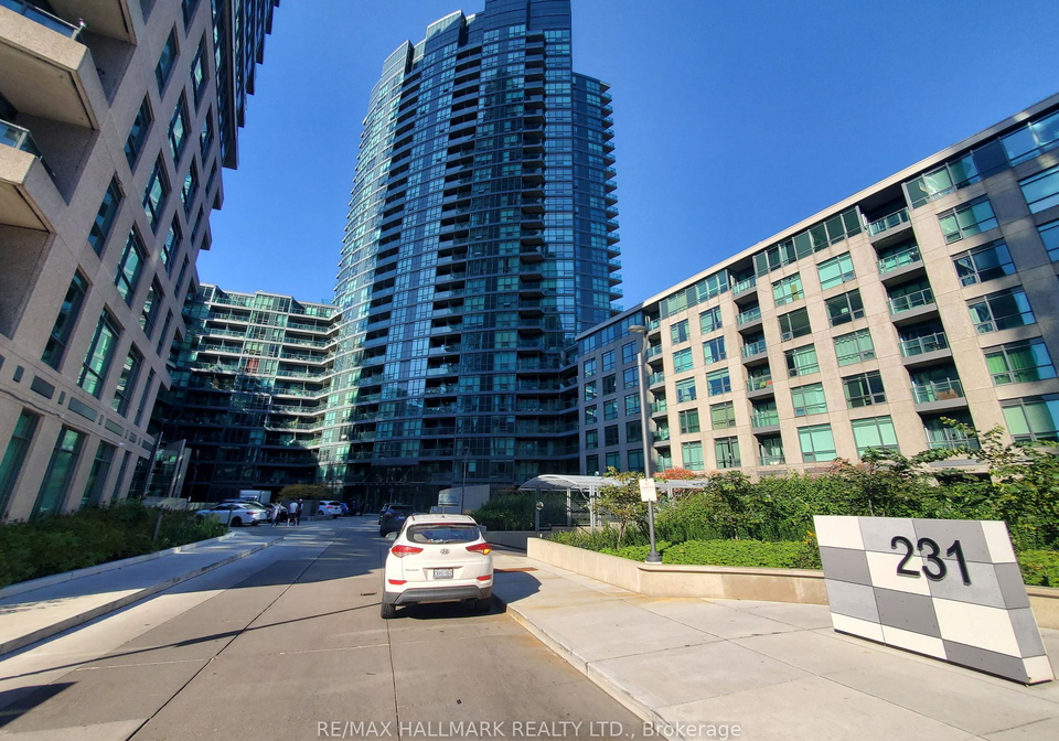 231-fort-york-boulevard-toronto-ontario-c12853020