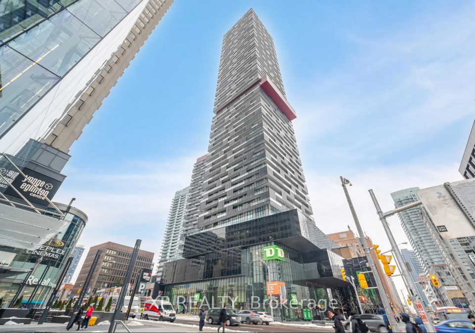 8-eglinton-avenue-e-toronto-ontario-c12853234