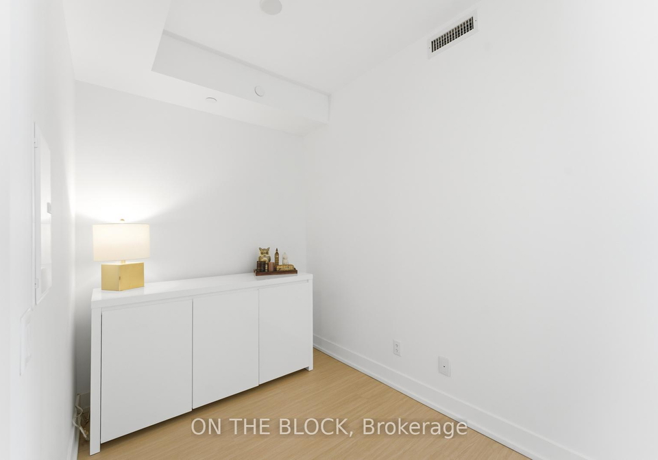 7-grenville-street-toronto-ontario-c12853338