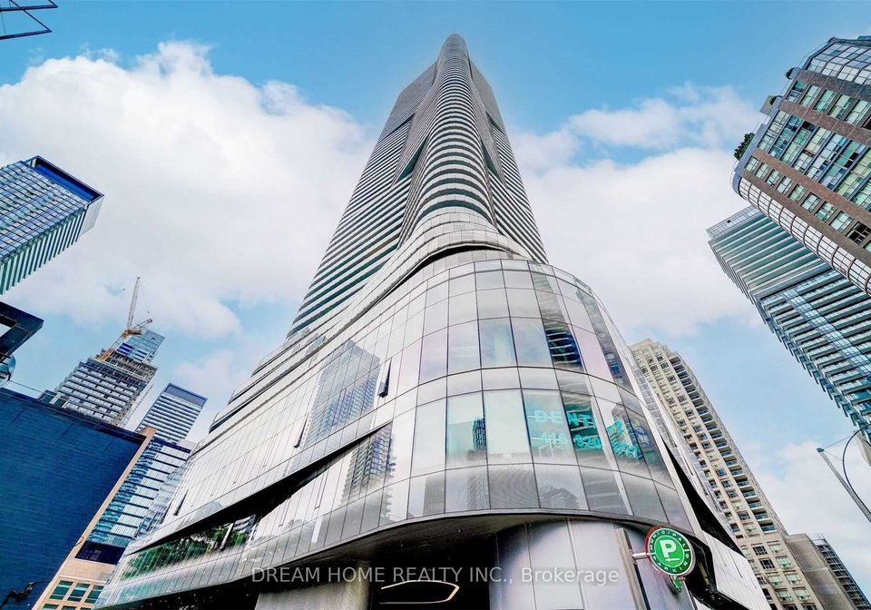 11-wellesley-street-w-toronto-ontario-c12853470