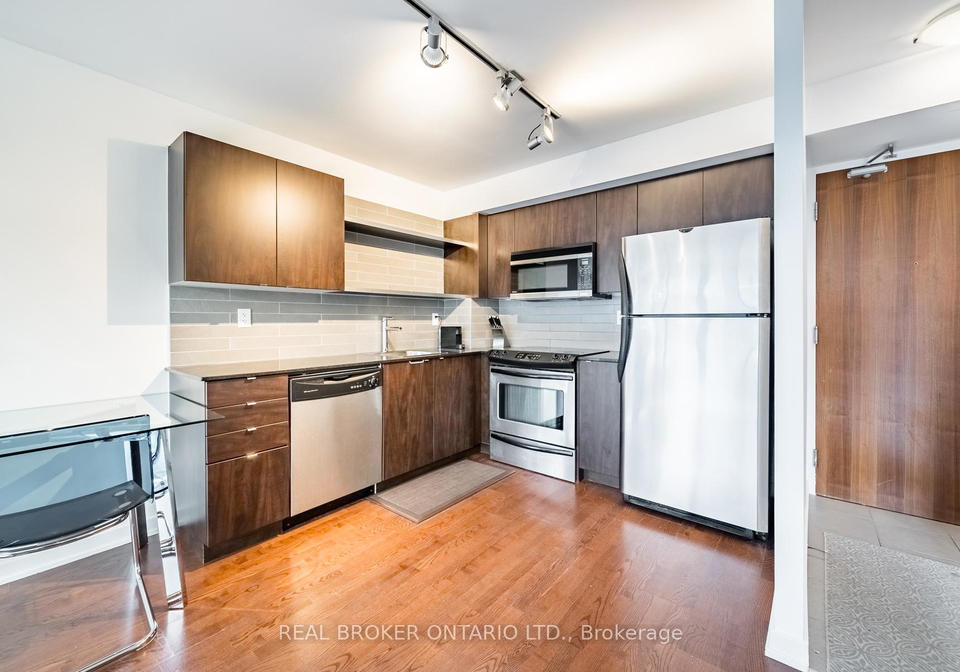 33-lombard-street-toronto-ontario-c12853960