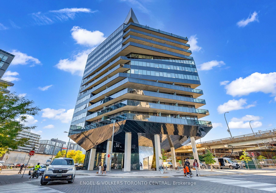 21-lawren-harris-square-toronto-ontario-c12854000