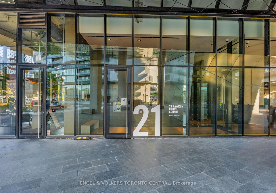 21-lawren-harris-square-toronto-ontario-c12854000