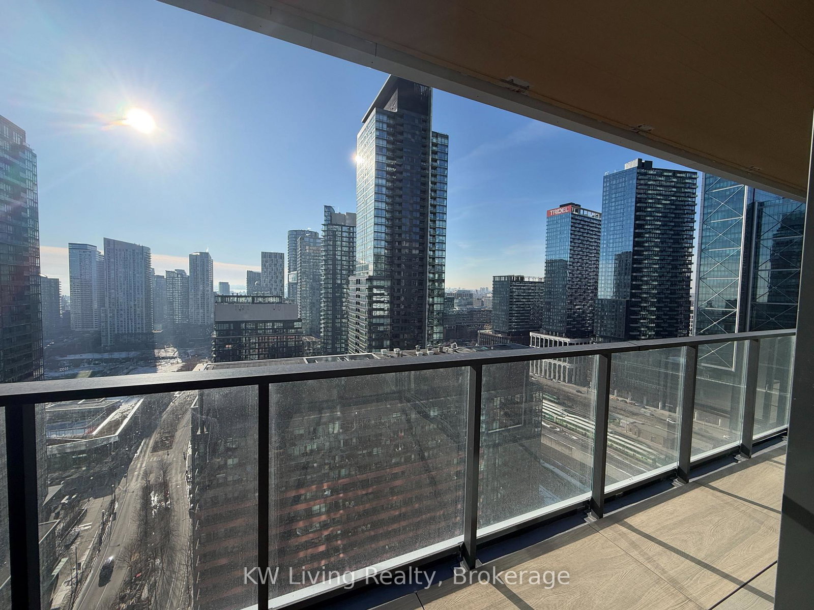 3-concord-cityplace-way-toronto-ontario-c12854792