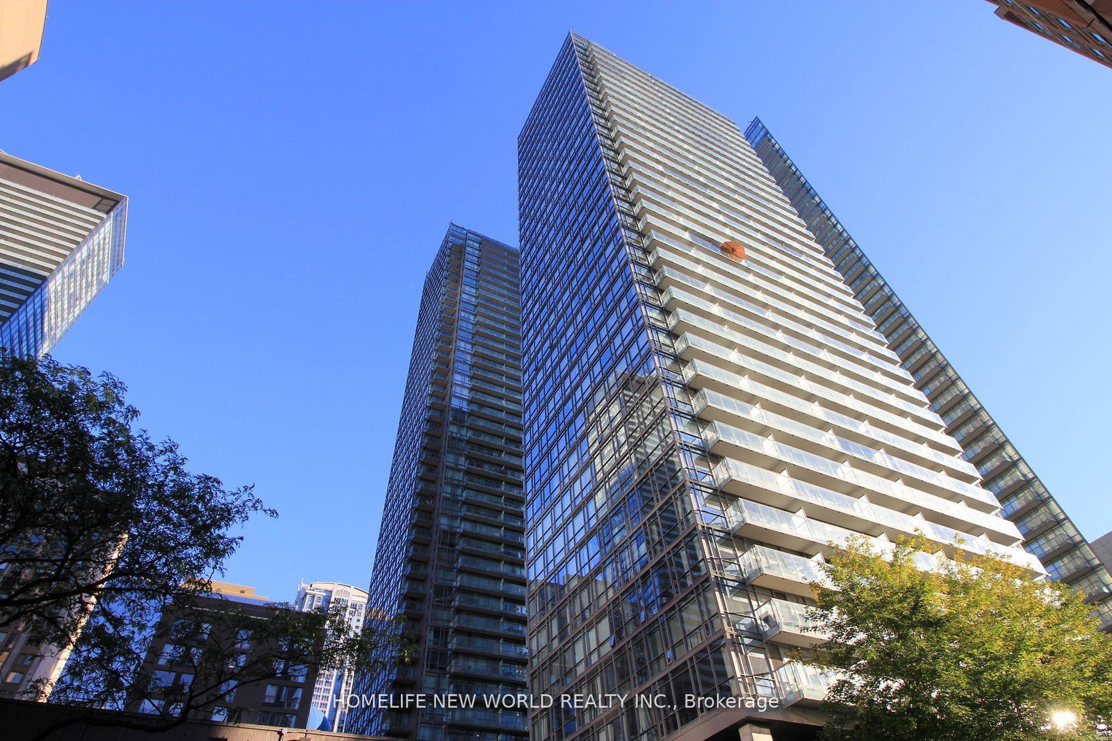 37-grosvenor-street-toronto-ontario-c12855278