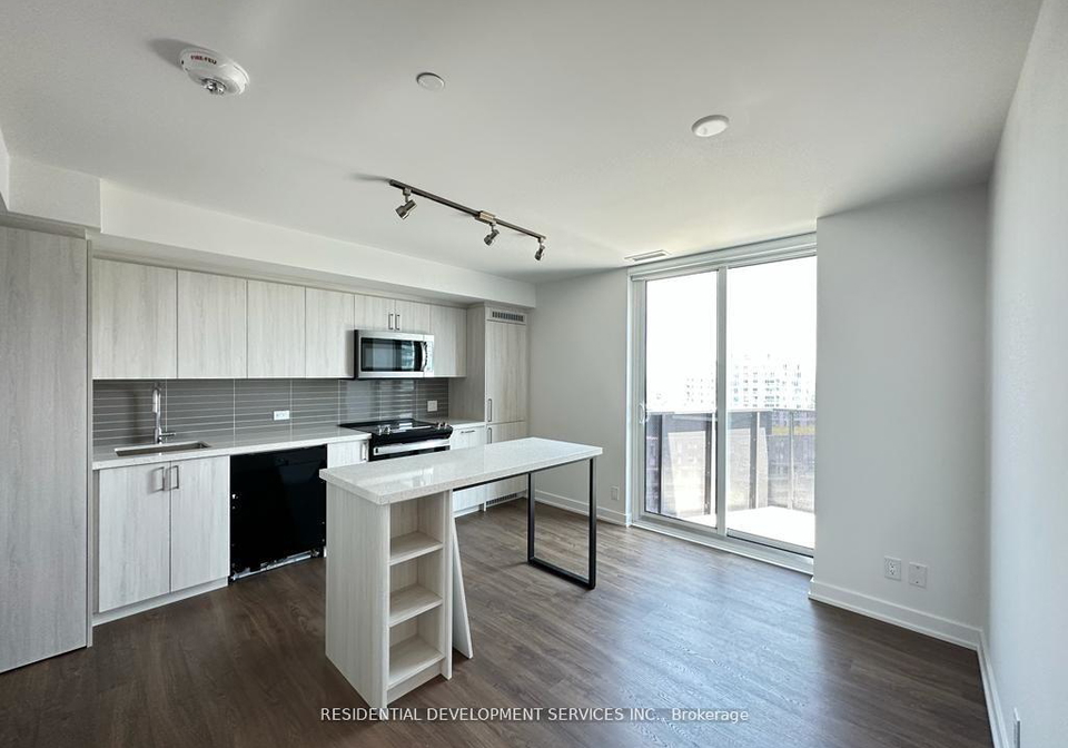 30-tretti-way-toronto-ontario-c12855342