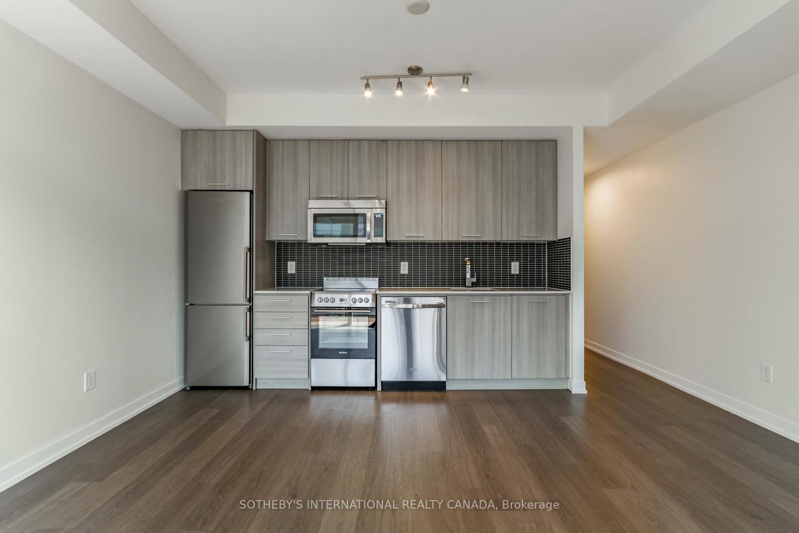 105-george-street-toronto-ontario-c12855370