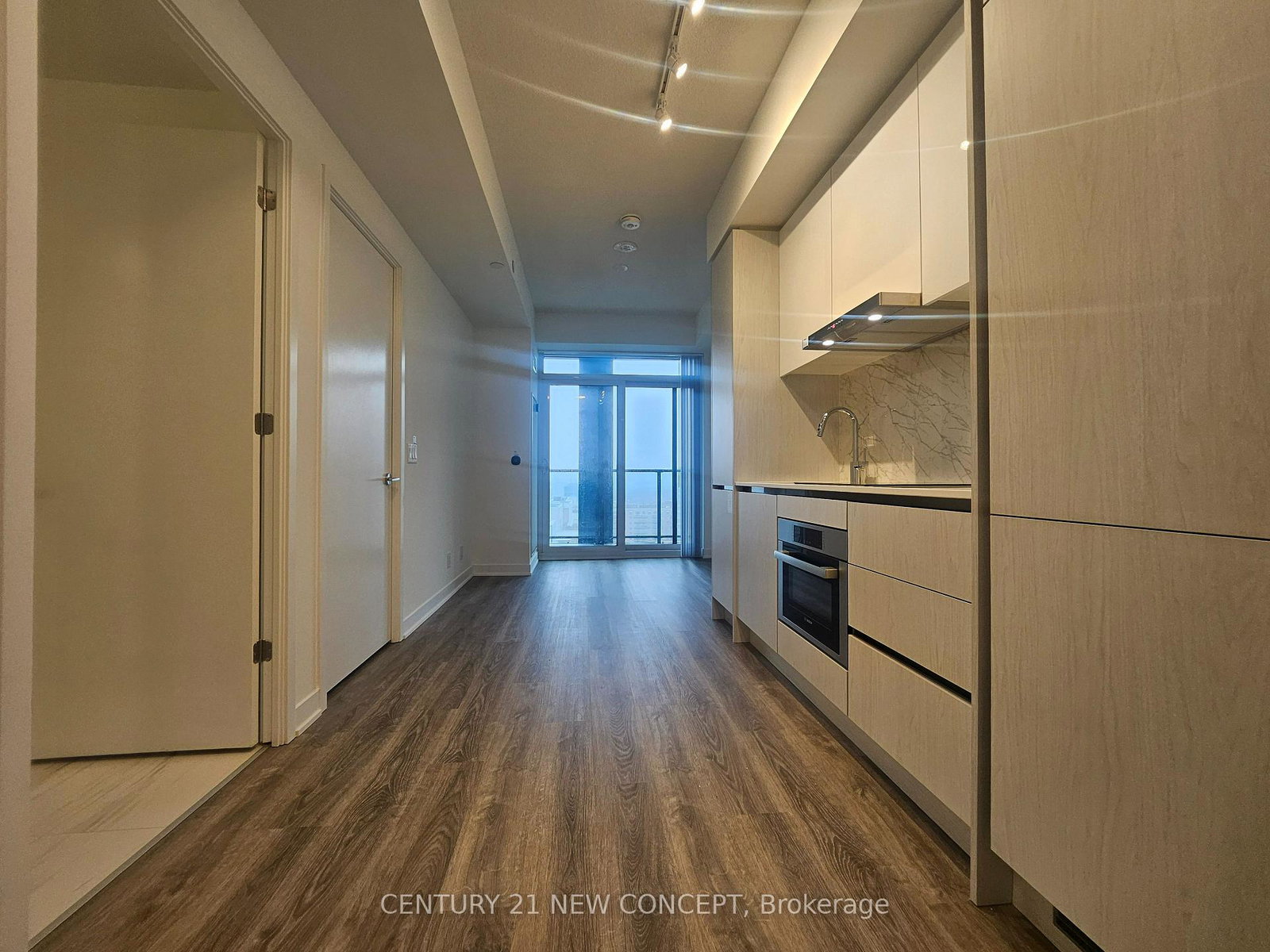 180-front-street-e-toronto-ontario-c12855570
