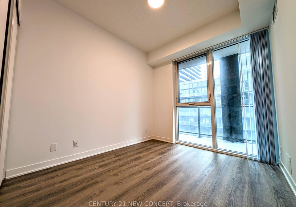 180-front-street-e-toronto-ontario-c12855754