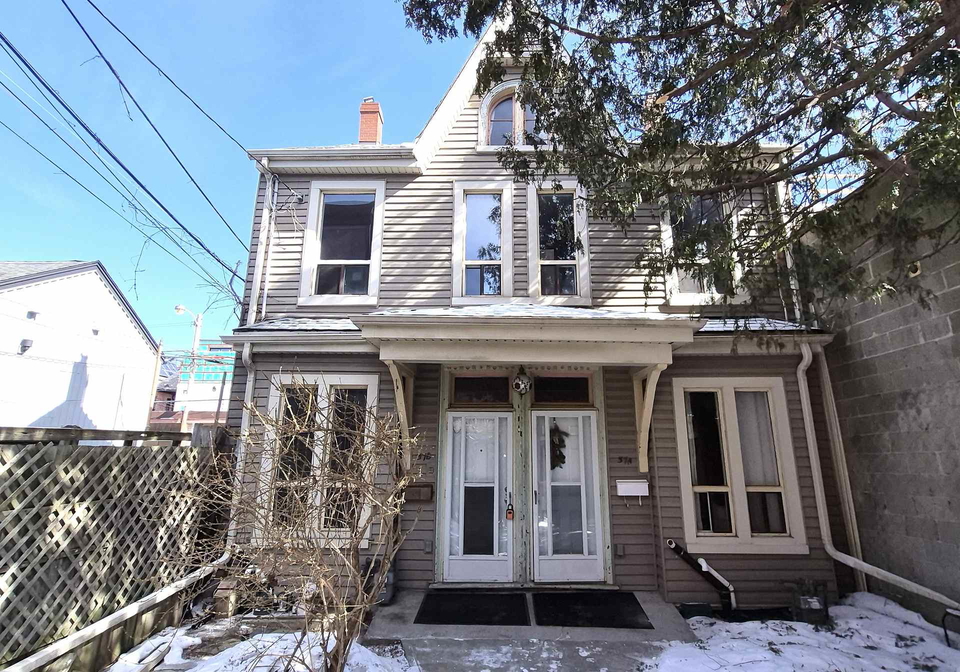 57b-clinton-street-toronto-ontario-c12855836