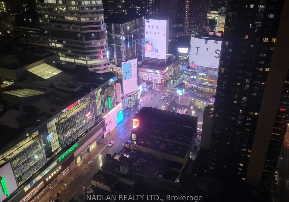 210-victoria-street-toronto-ontario-c12855846