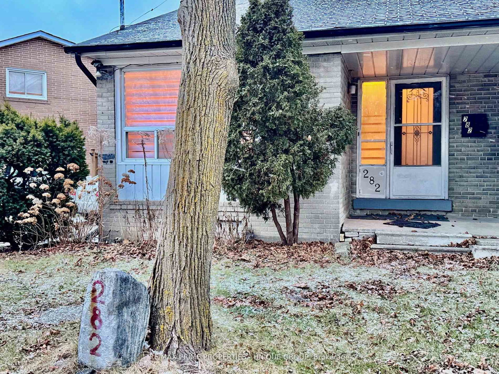 282-roywood-drive-north-york-ontario-c12856096