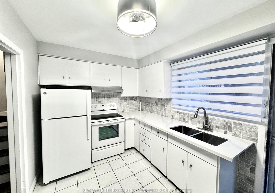 282-roywood-drive-north-york-ontario-c12856096