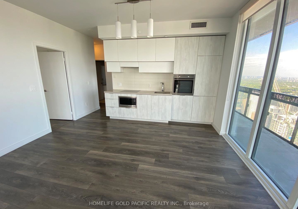 8-eglinton-avenue-e-toronto-ontario-c12856374