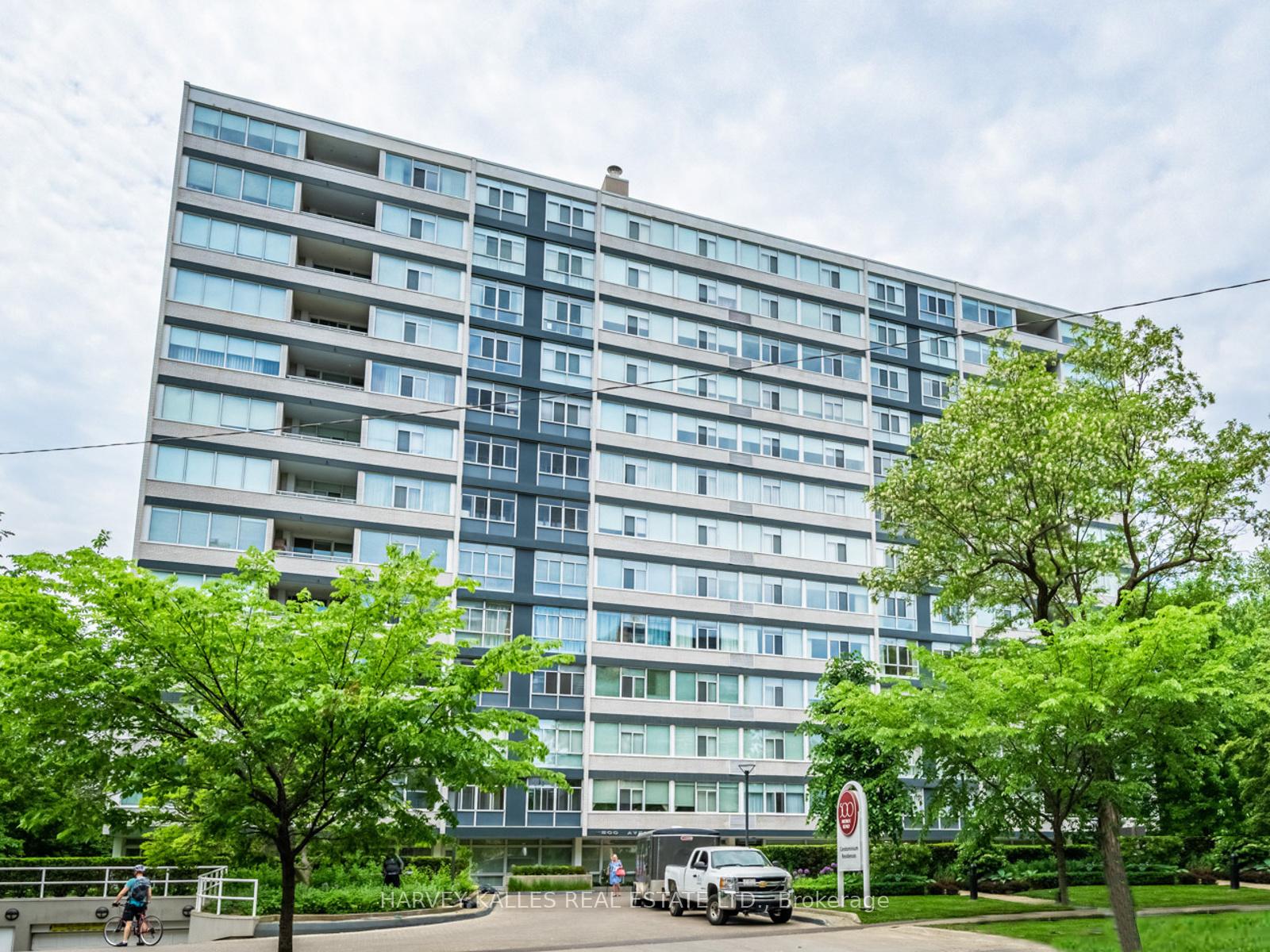 500-avenue-road-toronto-ontario-c12856422