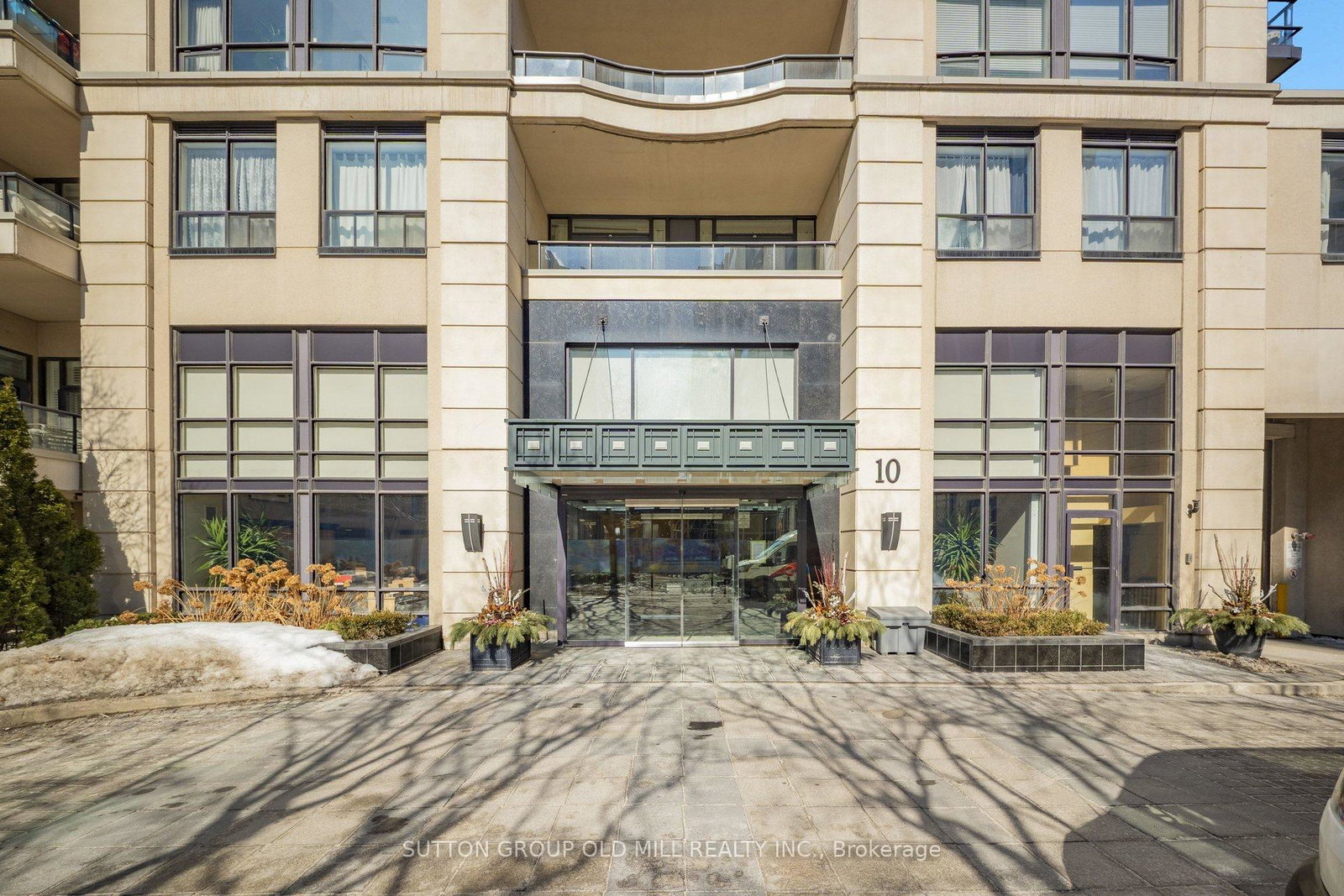 10-delisle-avenue-toronto-ontario-c12856792