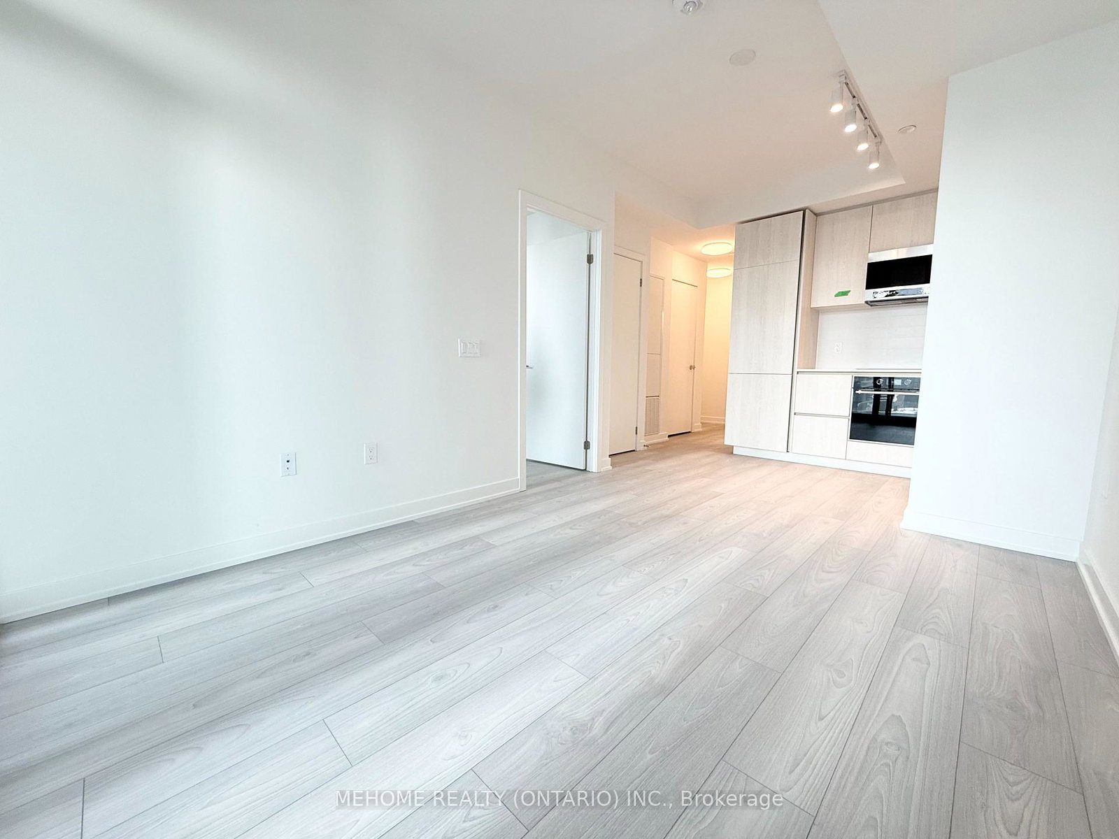110-broadway-avenue-toronto-ontario-c12857386
