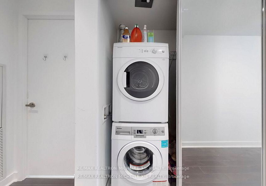 15-grenville-street-toronto-ontario-c12857418