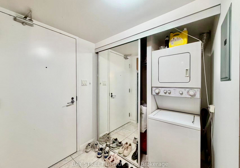 38-grenville-street-toronto-ontario-c12857506