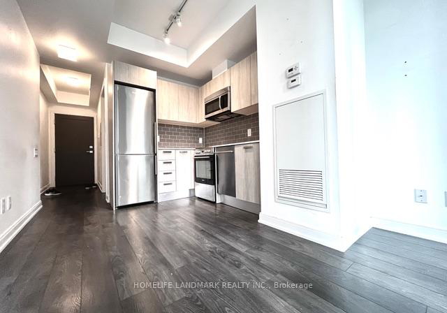 42-charles-street-e-toronto-ontario-c12857512