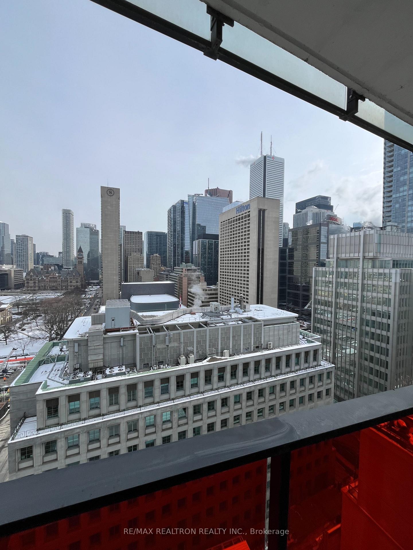 215-queen-street-w-toronto-ontario-c12857532