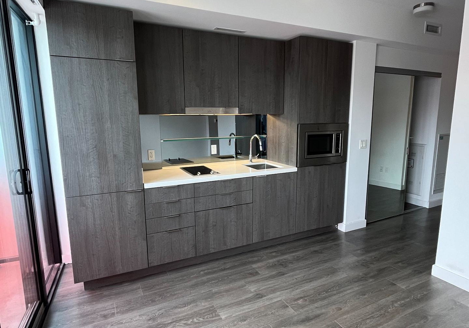 215-queen-street-w-toronto-ontario-c12857532