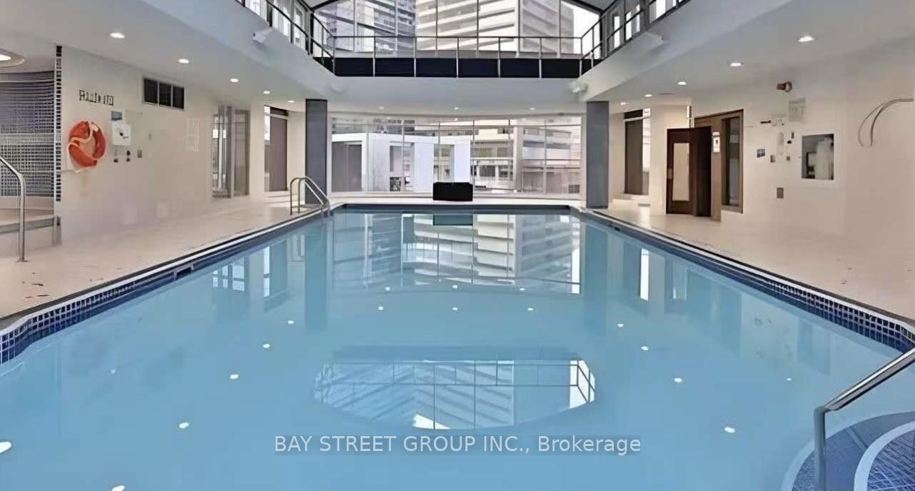 33-sheppard-avenue-e-north-york-ontario-c12857662