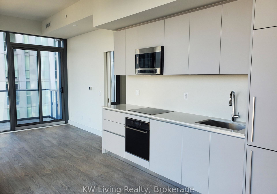 8-cumberland-street-toronto-ontario-c12857744