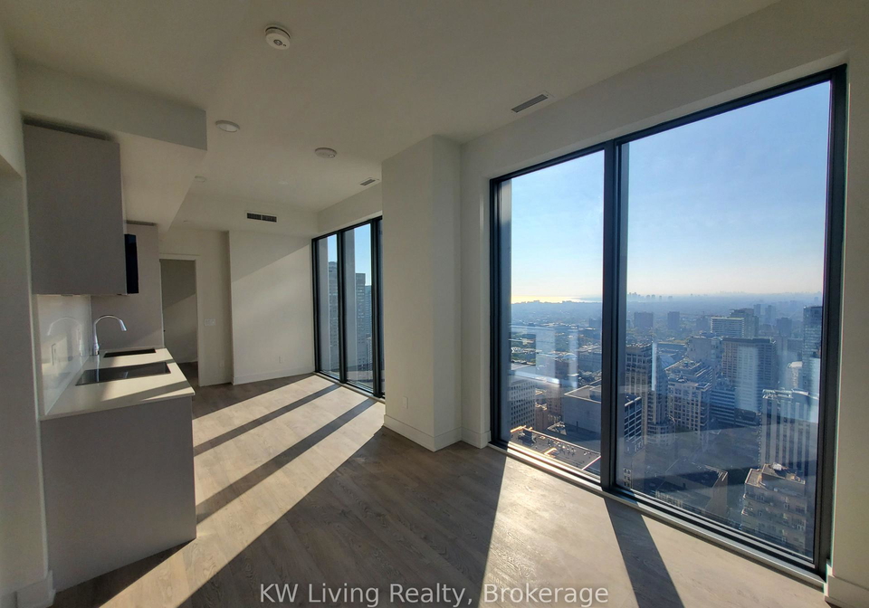 8-cumberland-street-toronto-ontario-c12857744