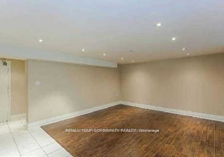 16-urbandale-avenue-north-york-ontario-c12857946