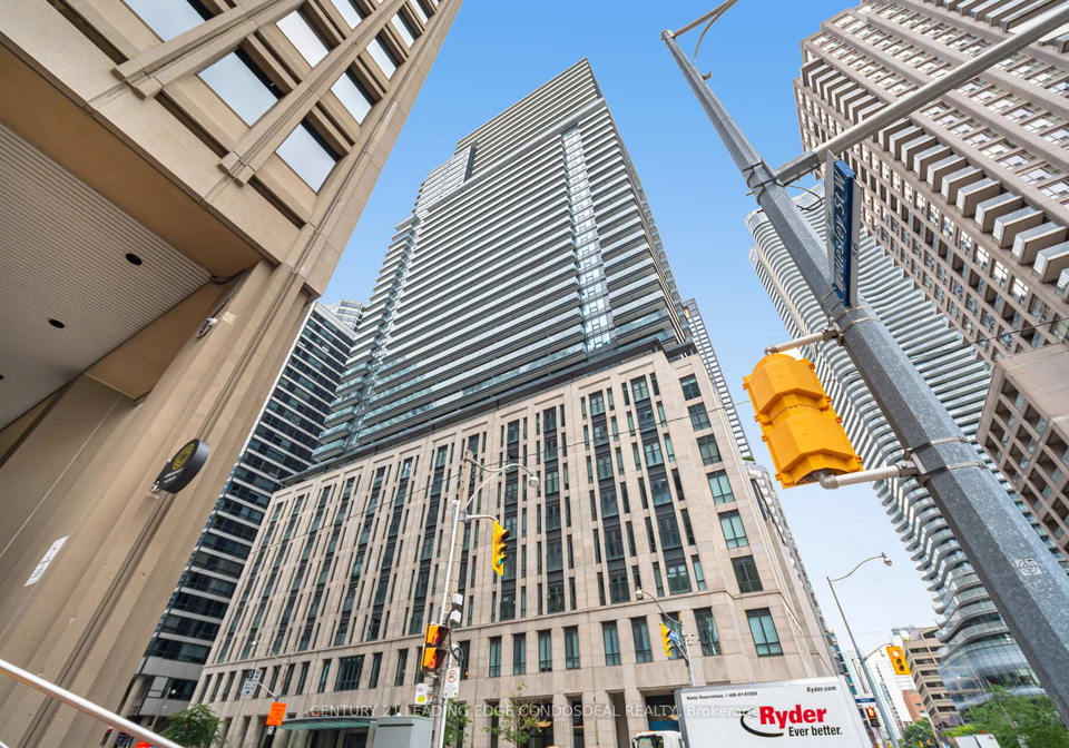 955-bay-street-toronto-ontario-c12857970