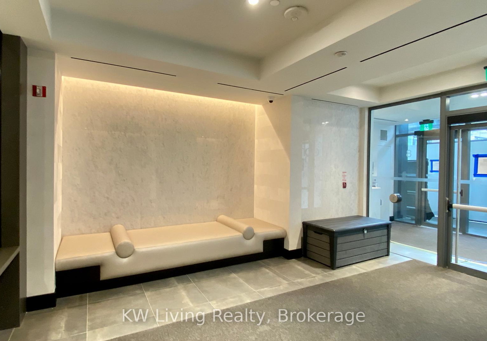 8-cumberland-street-toronto-ontario-c12858014