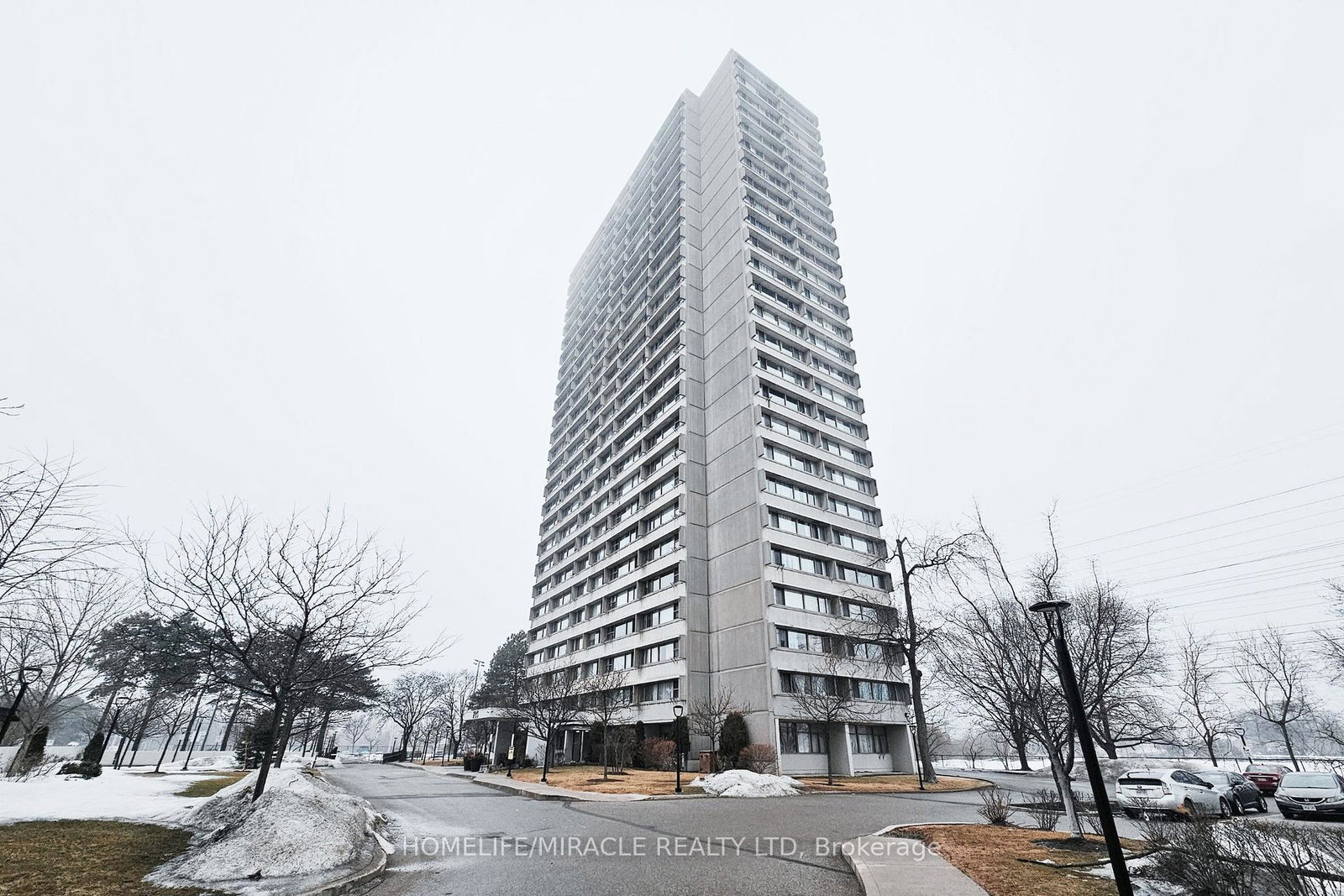 735-don-mills-road-east-york-ontario-c12858096
