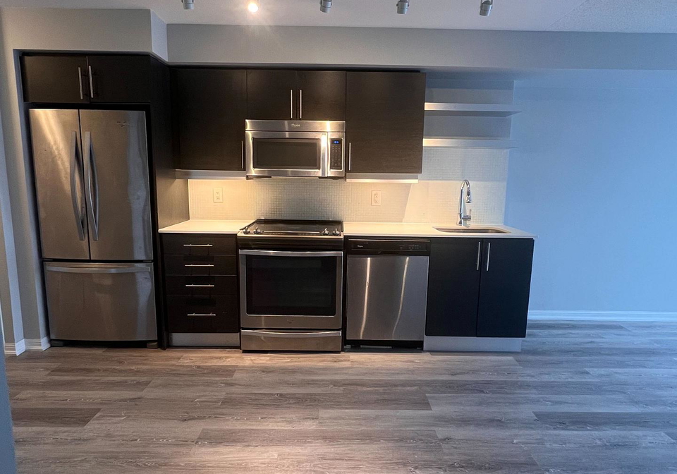 400-adelaide-street-e-toronto-ontario-c12858268