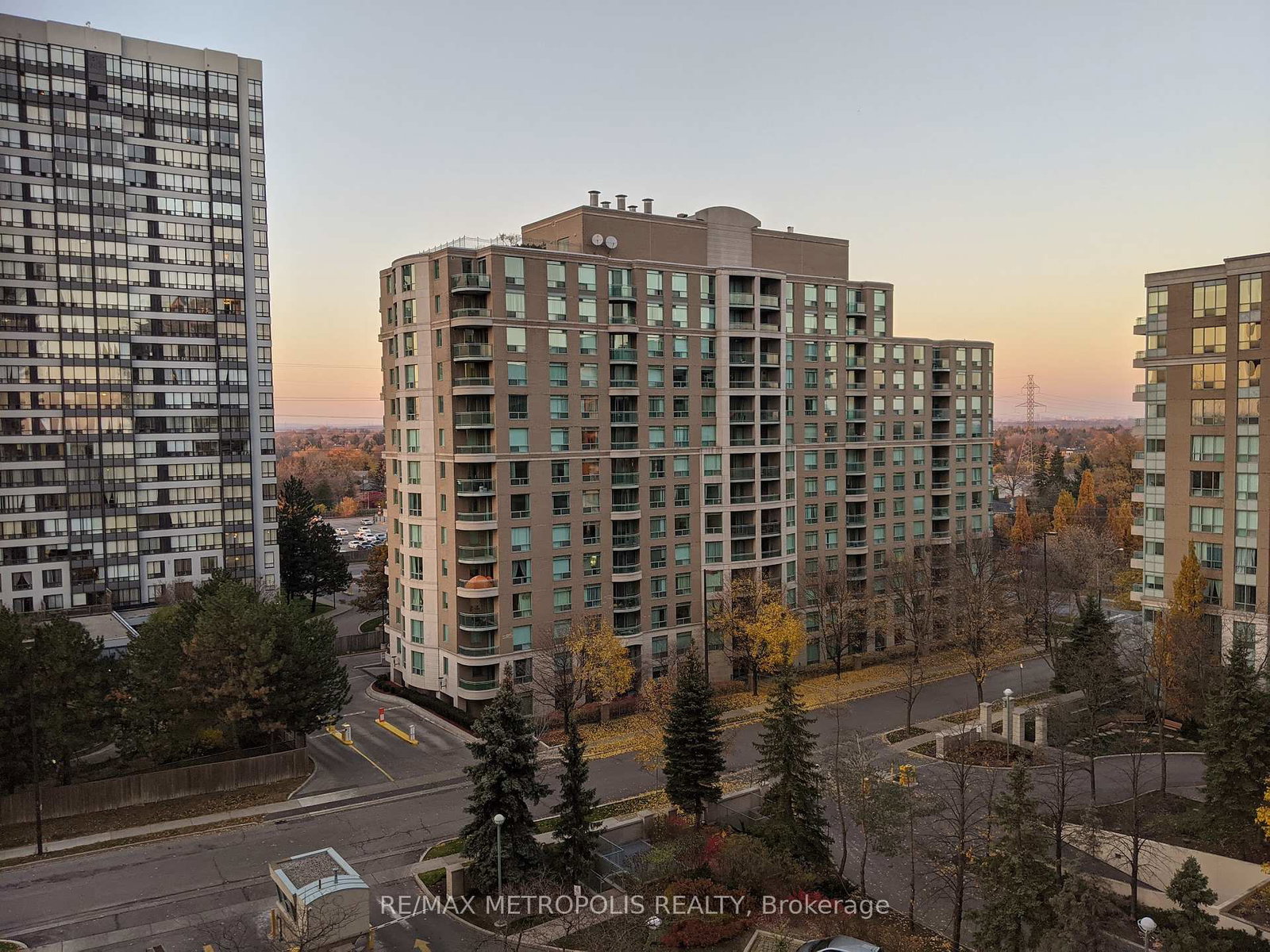 3-pemberton-avenue-north-york-ontario-c12858306
