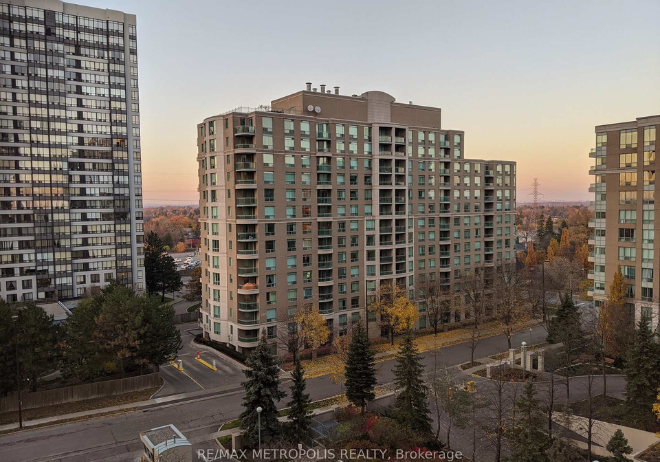 3-pemberton-avenue-north-york-ontario-c12858306