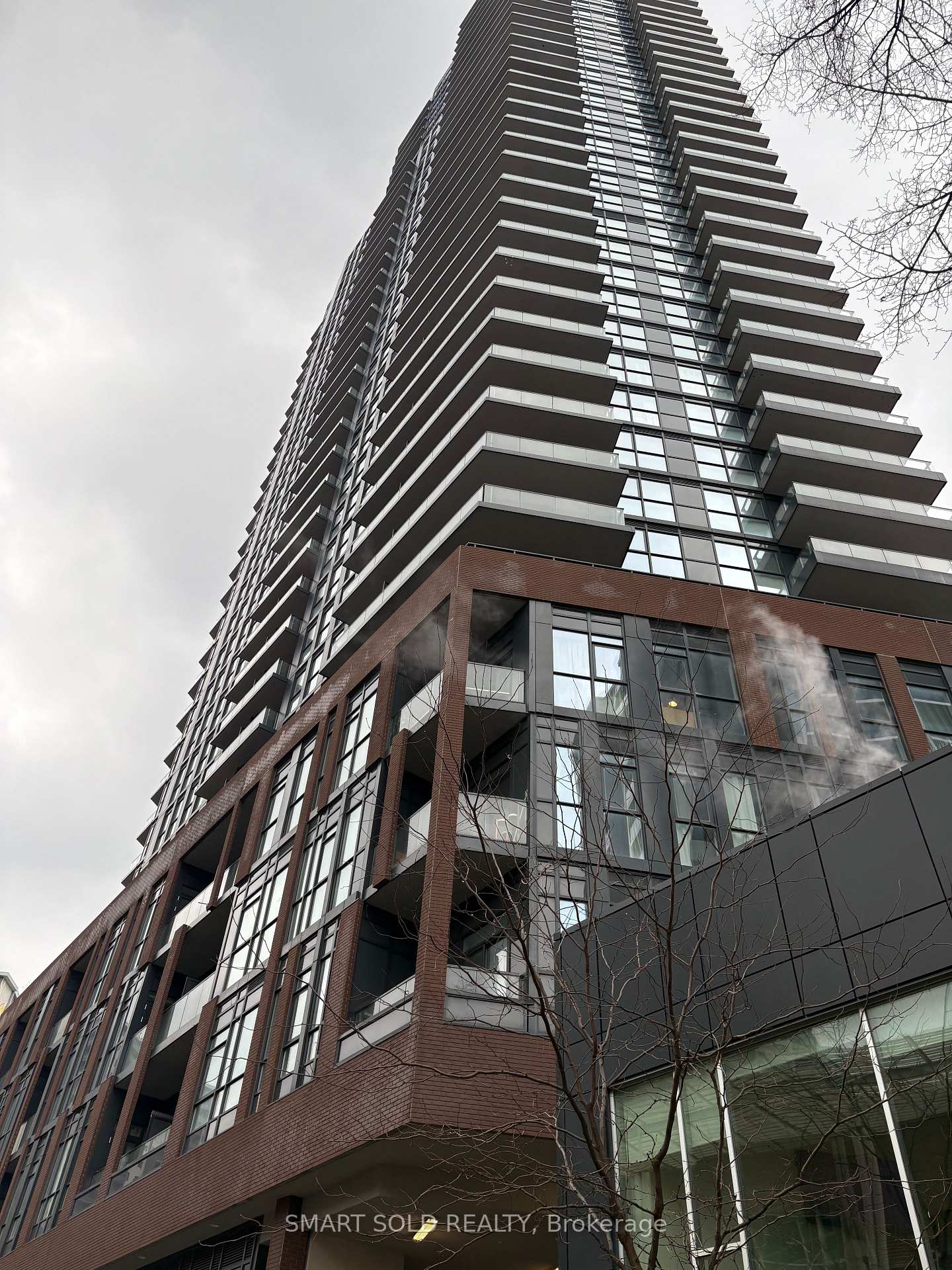 159-wellesley-street-e-toronto-ontario-c12858460