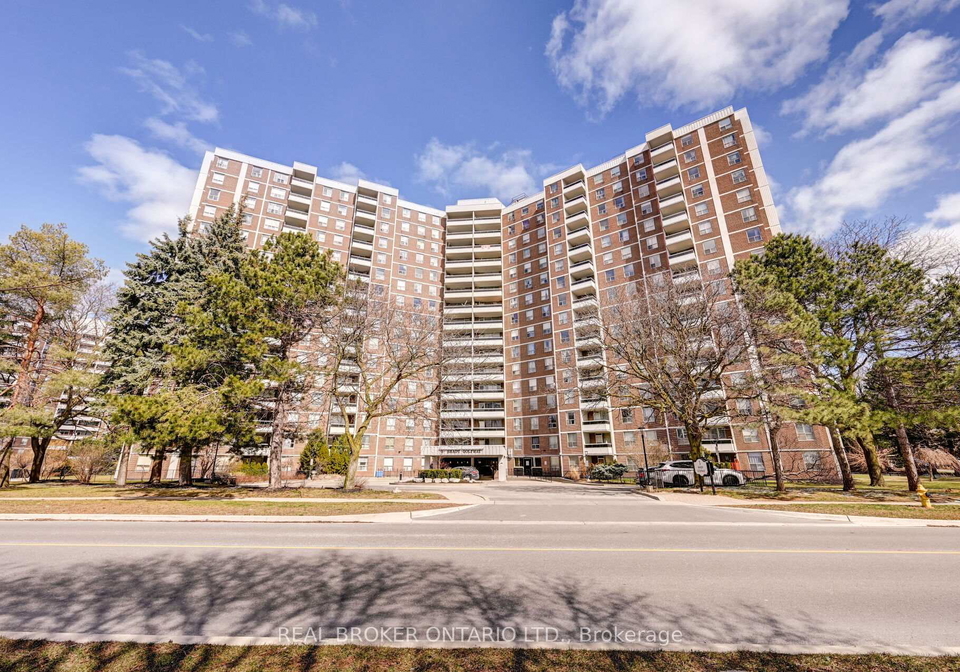 5-shady-golf-way-east-york-ontario-c12858824