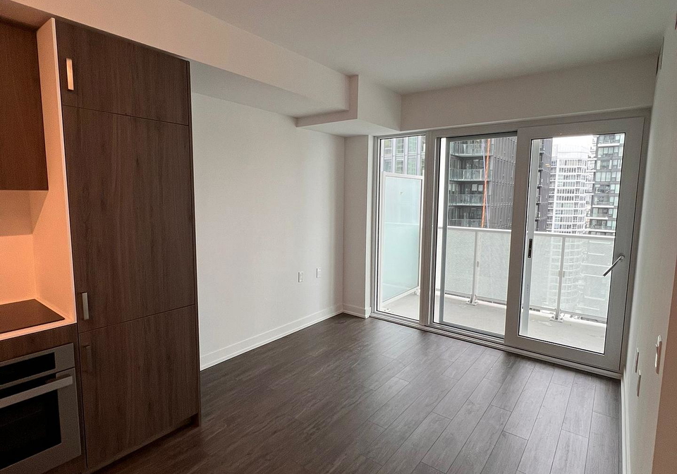 88-queen-street-e-toronto-ontario-c12858884