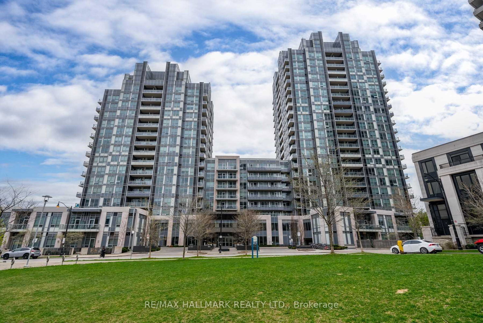 120-harrison-garden-boulevard-north-york-ontario-c12858892