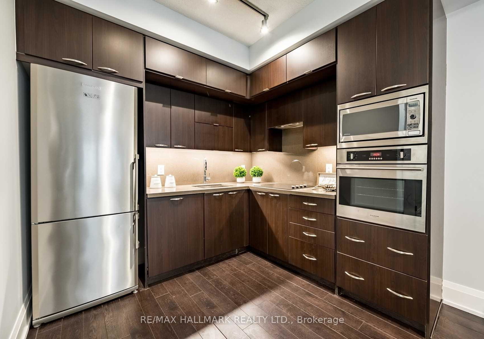 120-harrison-garden-boulevard-north-york-ontario-c12858892