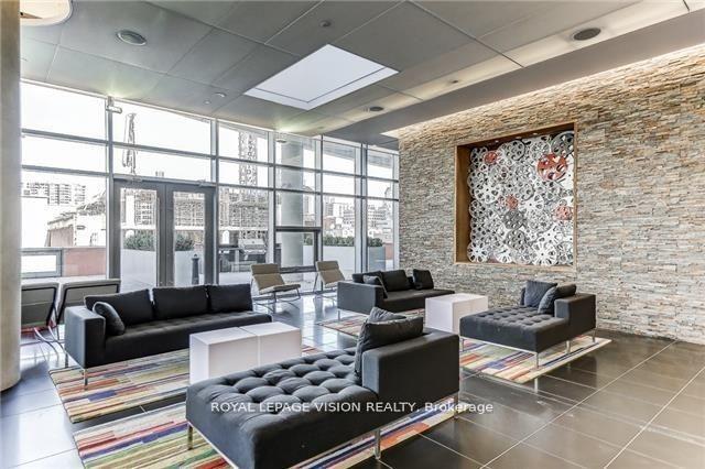 21-widmer-street-toronto-ontario-c12858896