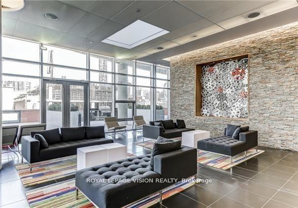 21-widmer-street-toronto-ontario-c12858896
