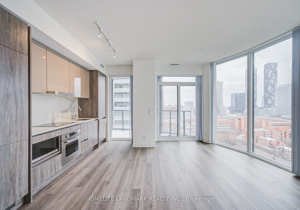 180-front-street-e-toronto-ontario-c12858956