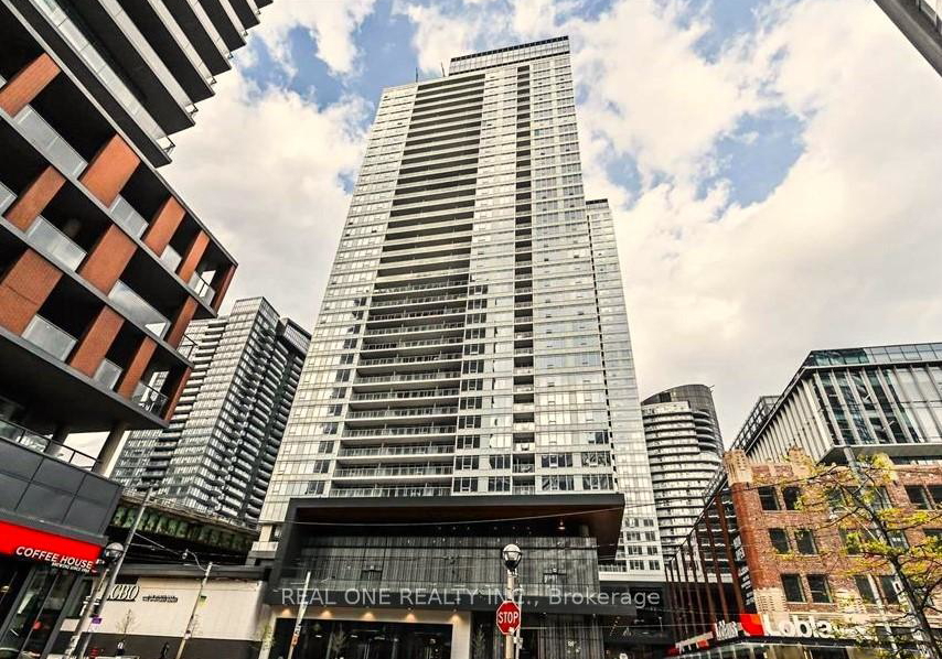 19-bathurst-street-toronto-ontario-c12859052
