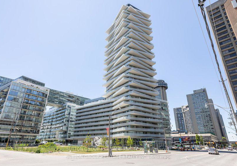 15-queens-quay-e-toronto-ontario-c12859070